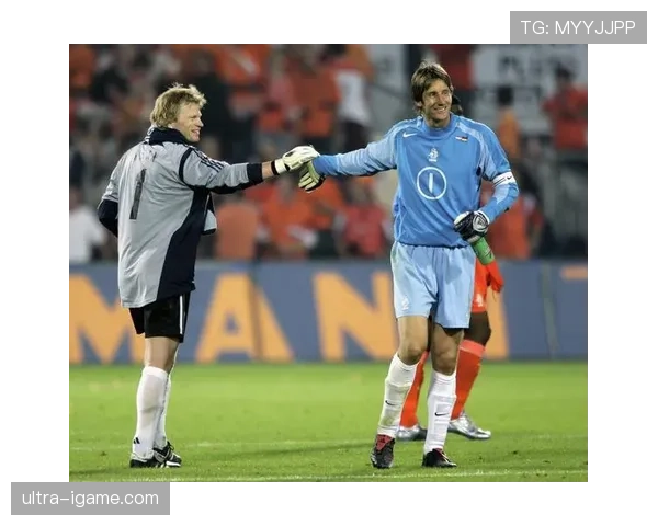 荷兰全攻全守战术再创高峰，欧洲赛场稳健表现引瞩目