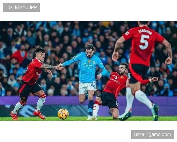 贝尔纳多防守贡献显著,助力球队后防线稳固表现提升 贝尔纳多防守贡献显著,助力球队后防线稳固表现提升